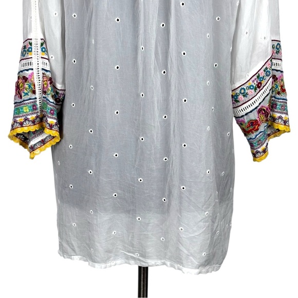 JOHNNY WAS EMBROIDERED EYELET BOHO PULLOVER TUNIC TOP - Picture 8 of 16